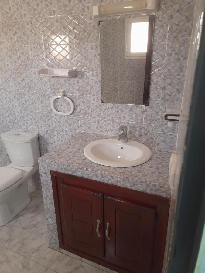Maison D Hote La Dore Du Senegal Bas-De - Villa Somone Bagian luar foto