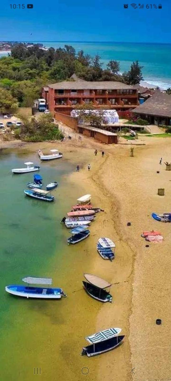 Maison D Hote La Dore Du Senegal Bas-De - Villa Somone Bagian luar foto
